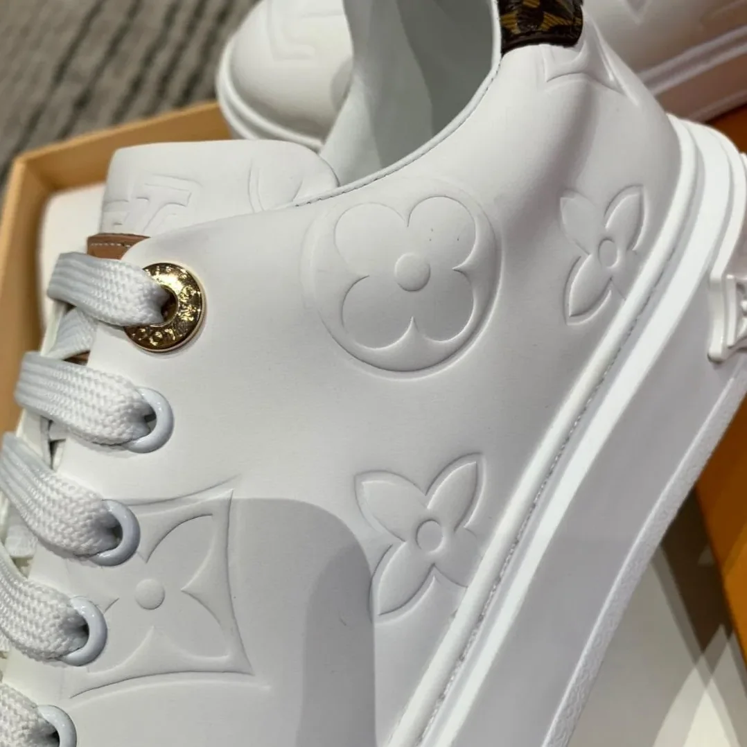 Louis Vuitton Time Out Sneaker White in Brown