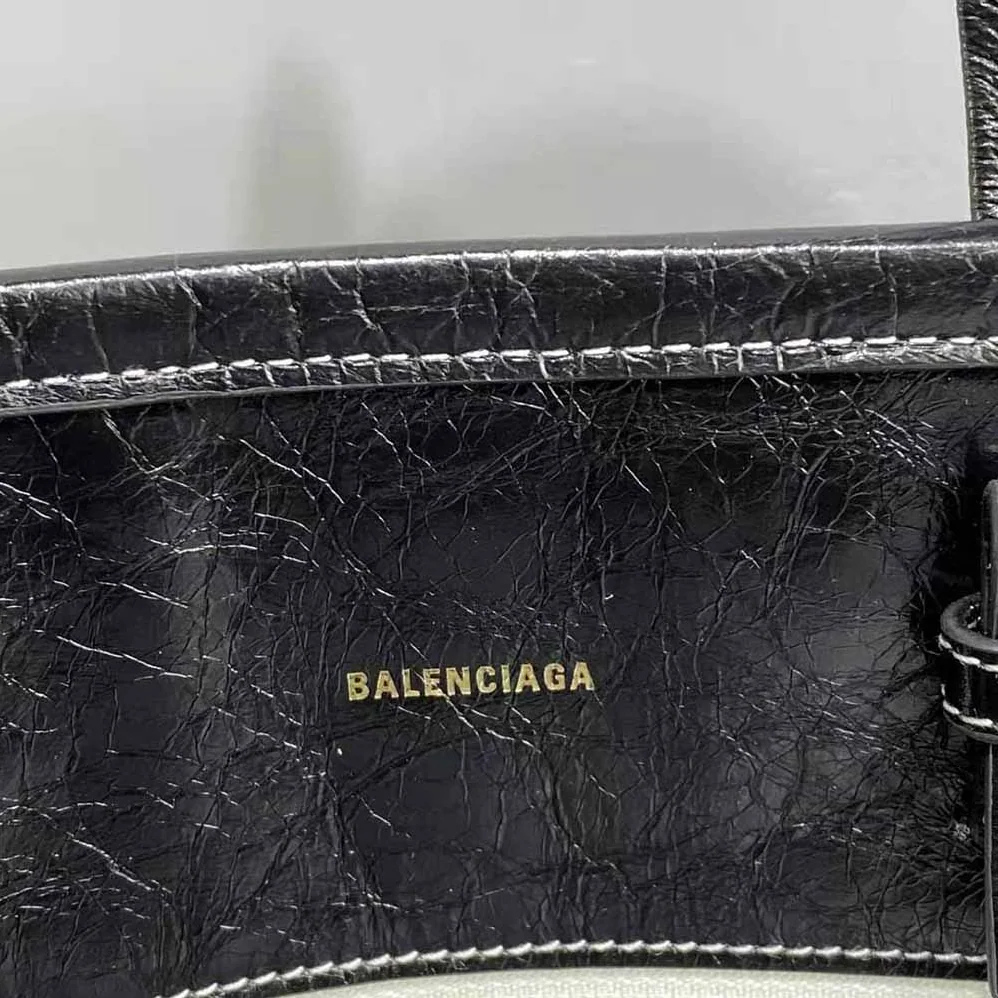 Balenciaga Barbes Large East-West Shopper Bag in Black for Women