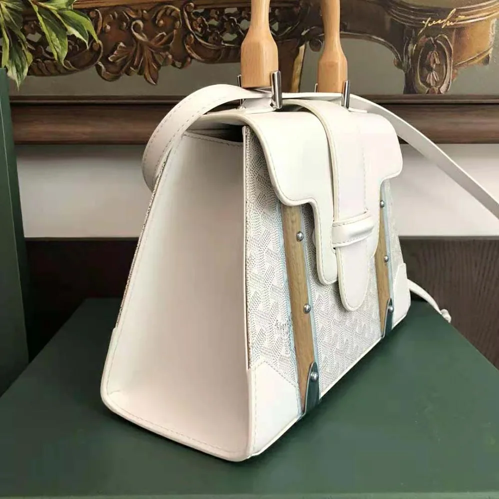 Goyard Sac Saïgon PM in Toile Goyardine & Clamecy Calfskin for Women in White Goyard Sac Saïgon PM in Toile Goyardine & Clamecy Calfskin for Women in White