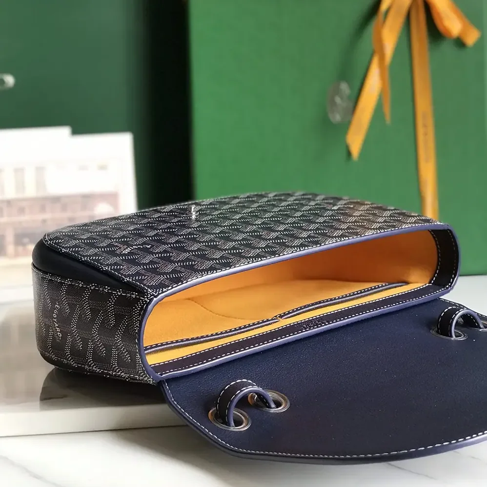 Goyard 233 Bag for Unisex in Navy Blue Goyard 233 Bag for Unisex in Navy Blue