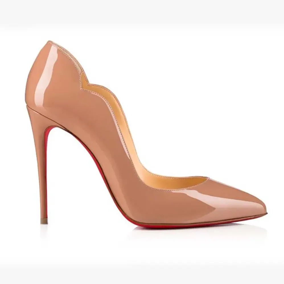 Christian Louboutin Hot Chick 100 mm Pumps Patent Calf Leather Beige for Women Christian Louboutin Hot Chick 100 mm Pumps Patent Calf Leather Beige for Women