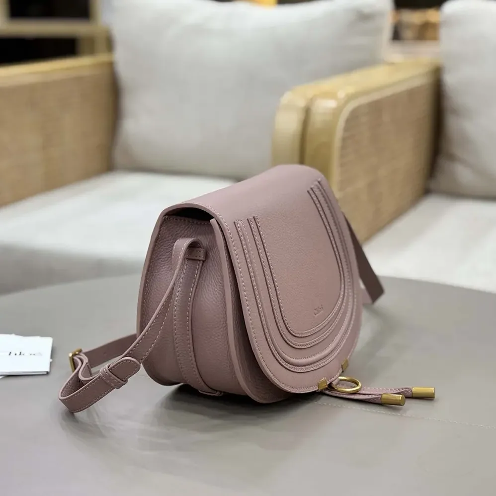 Chloe Marcie Saddle Bag is Crafted Leather for Women Chloe Marcie Saddle Bag is Crafted Leather for Women
