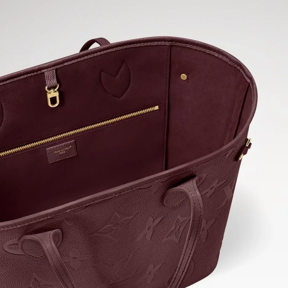 Louis Vuitton Neverfull MM Tote Bag in Grenat Gold Hardware