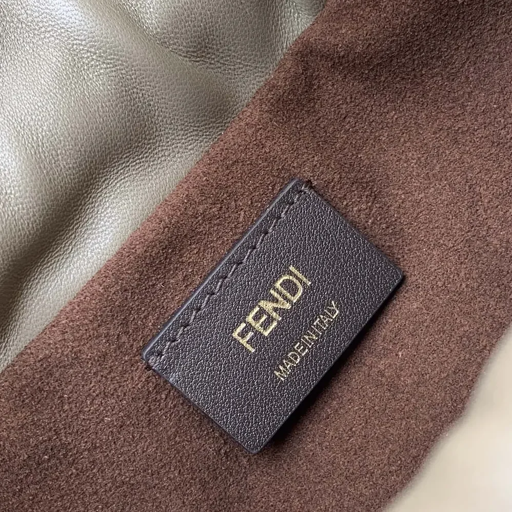 Fendi Mamma Baguette Large Dove Gray Nappa Leather Bag for Women Fendi Mamma Baguette Large Dove Gray Nappa Leather Bag for Women