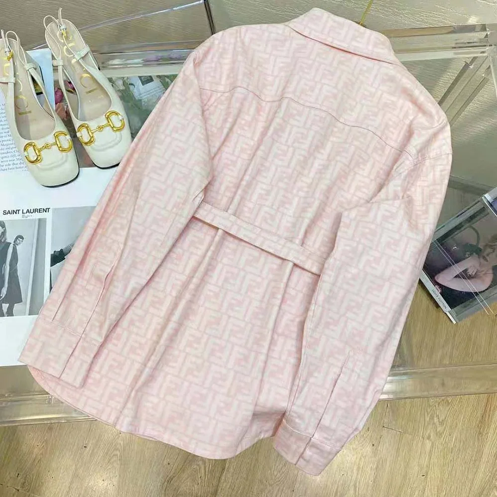 Fendi Pink Denim Go-To jacket with Shirt Collar and Low-Cut Set for Women in in Sleeves