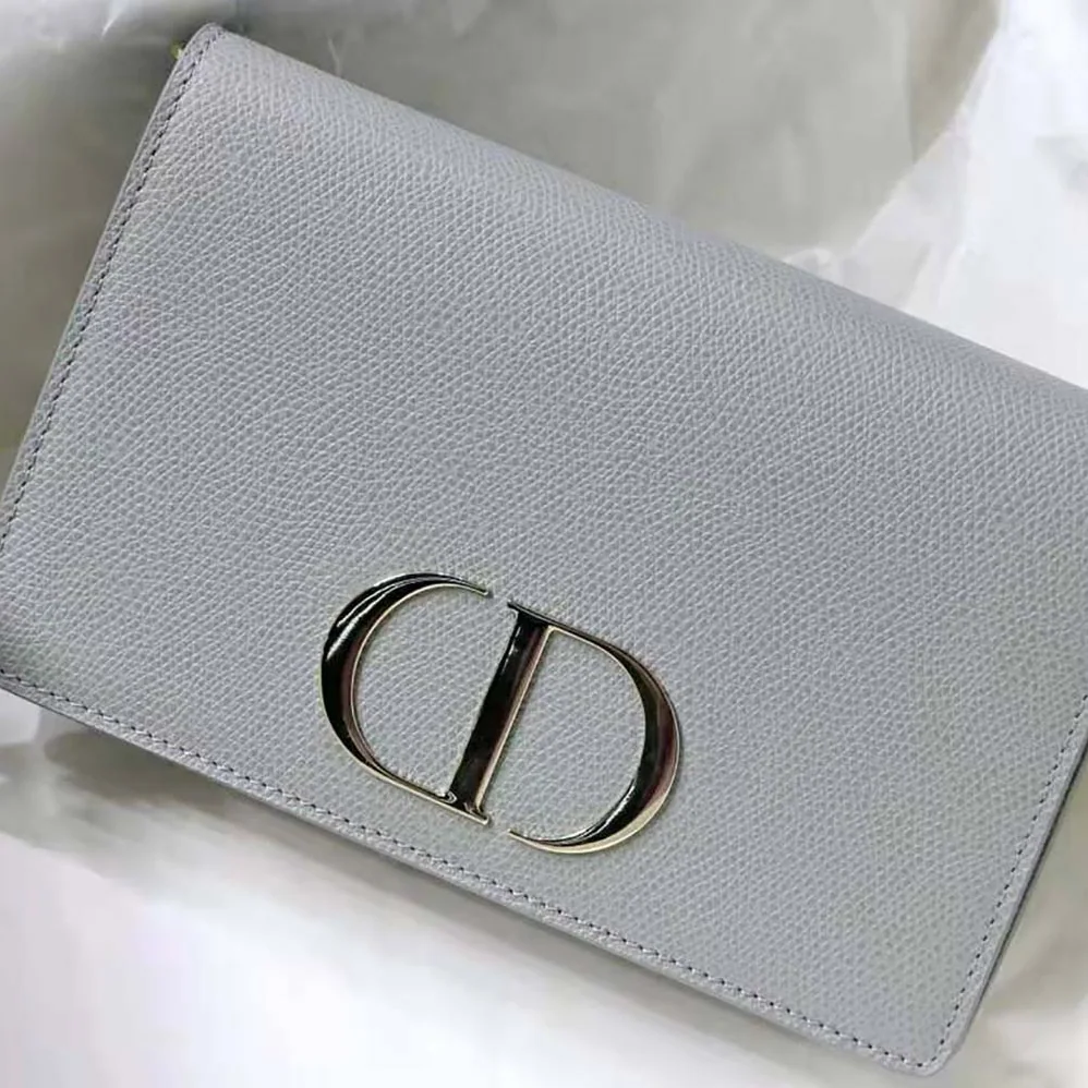 Dior 30 Montaigne 2-in-1 Pouch Stone Grained Calfskin for Women in Silver