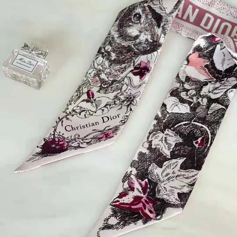 Dior Jardin Magique Mitzah Scarf Pink Multicolor Silk Twill for Women Dior Jardin Magique Mitzah Scarf Pink Multicolor Silk Twill for Women