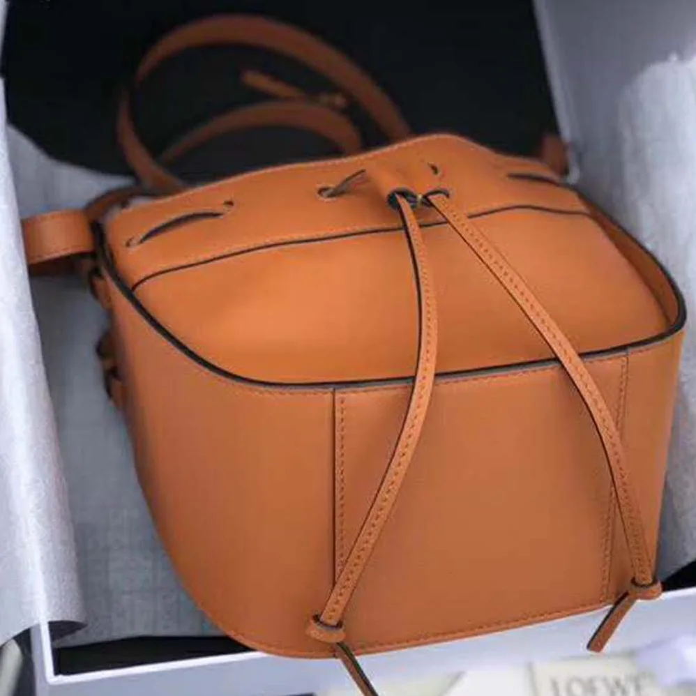 Loewe Hammock Dw Mini Bag in Nappa Calf for Women in Brown Loewe Hammock Dw Mini Bag in Nappa Calf for Women in Brown
