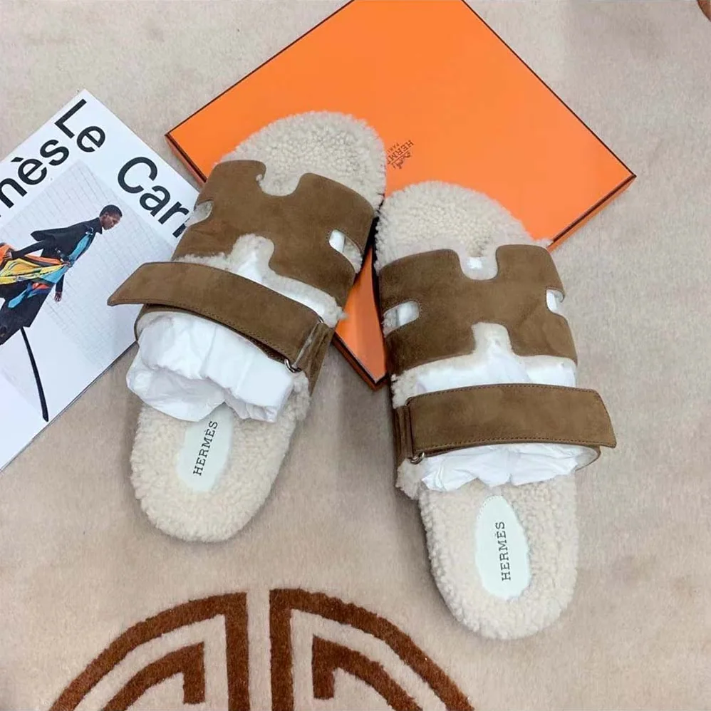 Hermes Chypre Sandal in Calfskin with Shearling Lining for Women Hermes Chypre Sandal in Calfskin with Shearling Lining for Women