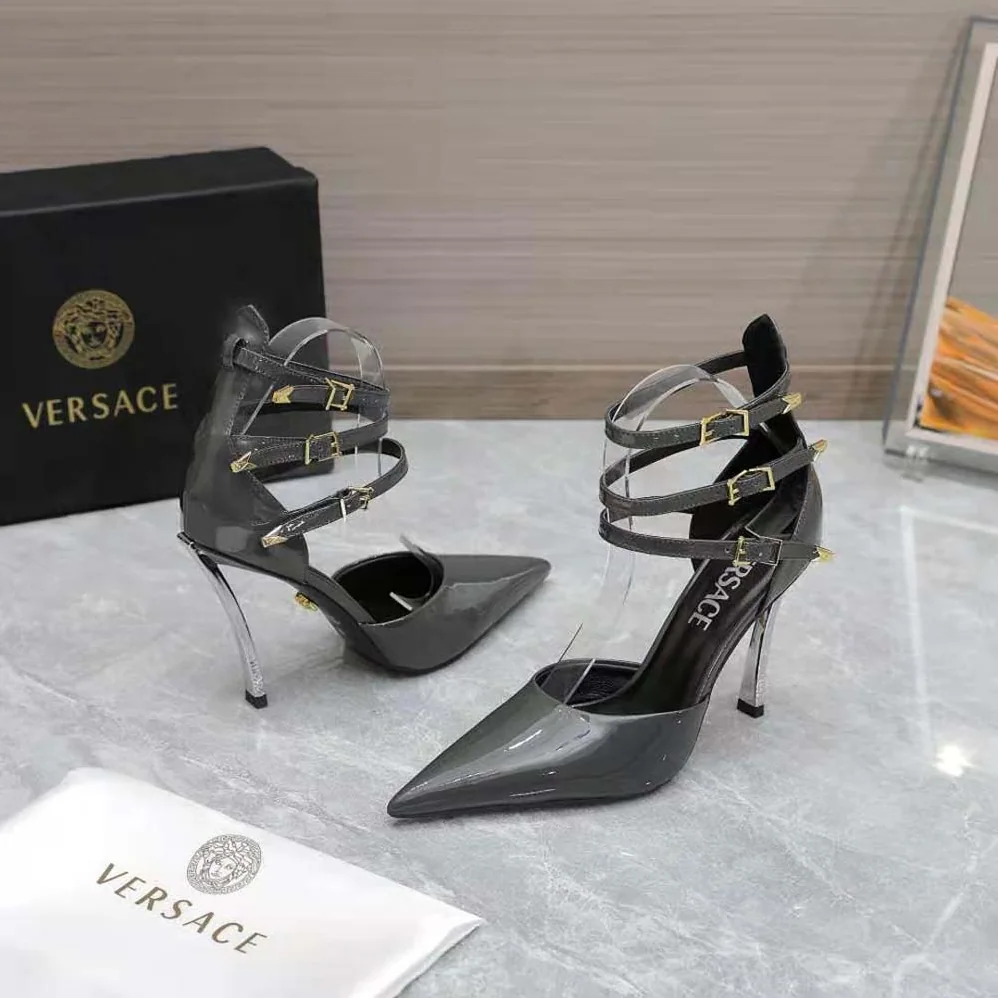 Versace Pin-Point Pumps in Calf Leather for Women in Gray Versace Pin-Point Pumps in Calf Leather for Women in Gray