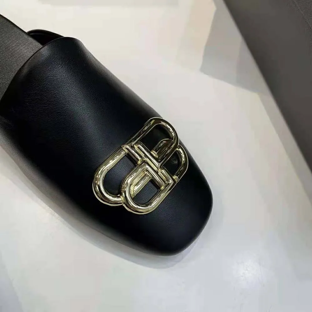 Balenciaga Cosy BB Slide in Black Smooth Calfskin Aged for Women in gold Hardware Balenciaga Cosy BB Slide in Black Smooth Calfskin Aged for Women in gold Hardware