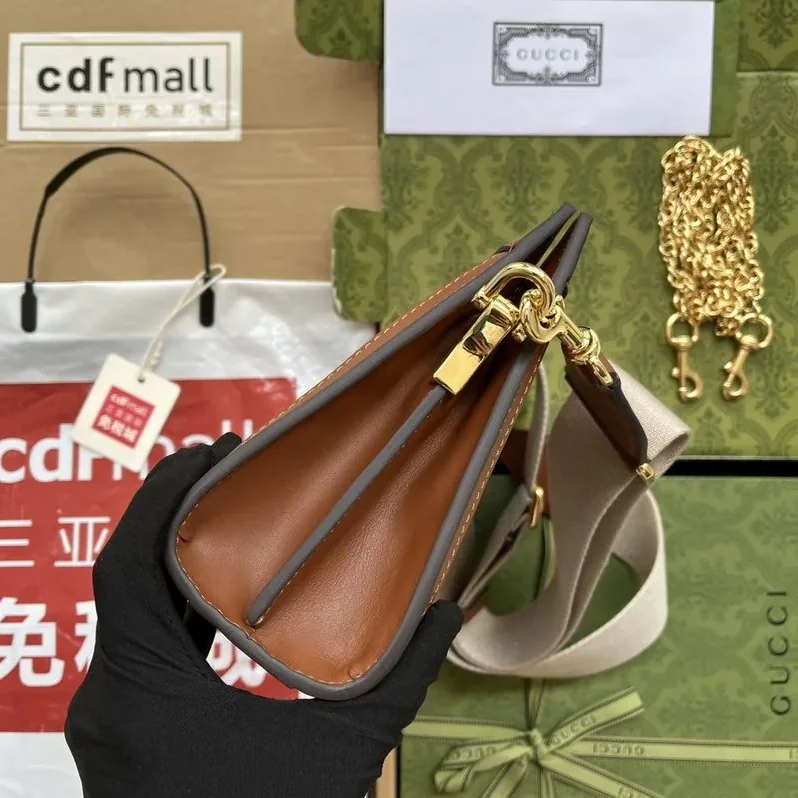Gucci GG Matelassé Small Bag in Brown