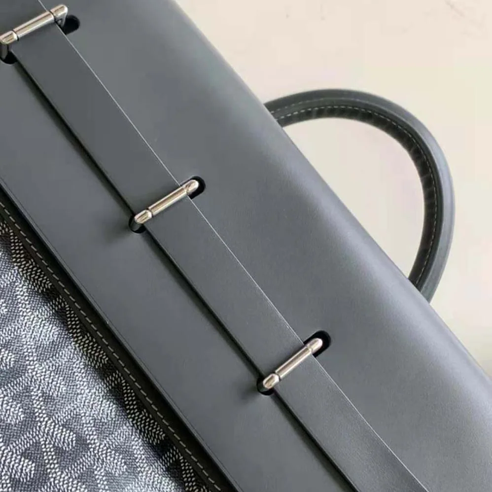 Goyard Steamer PM Bag Has Four Half-circle Studs for Unisex in Silver Goyard Steamer PM Bag Has Four Half-circle Studs for Unisex in Silver