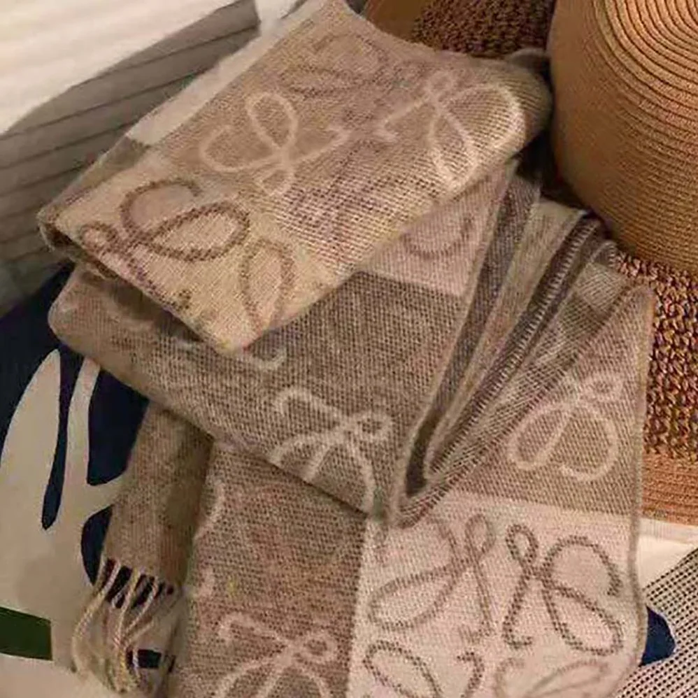 Loewe Anagram Scarf in Wool and Cashmere for Women in Beige Loewe Anagram Scarf in Wool and Cashmere for Women in Beige