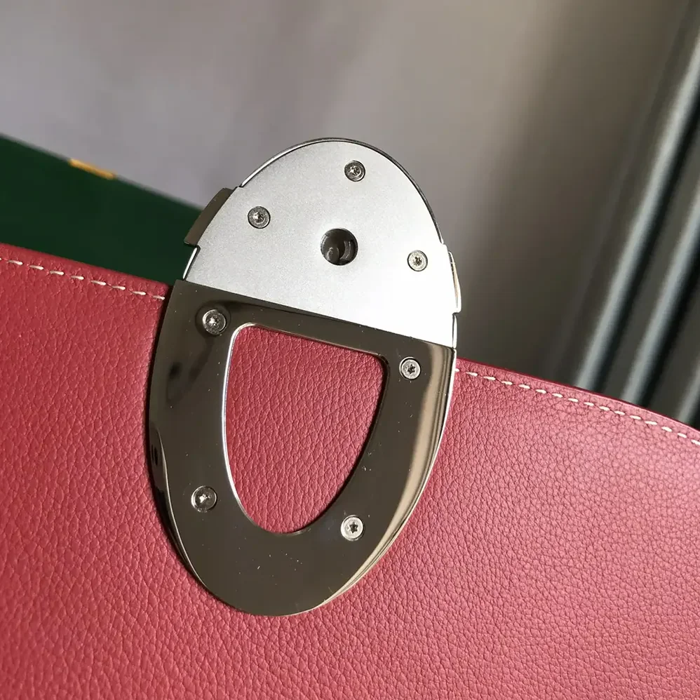 Goyard 233 Bag for Unisex in Red