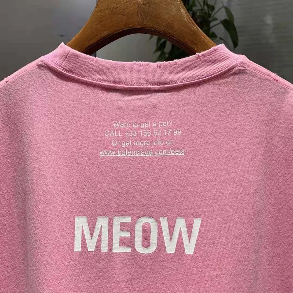 Balenciaga I Love Cats XL T for Women in Shirt in Pink Balenciaga I Love Cats XL T for Women in Shirt in Pink