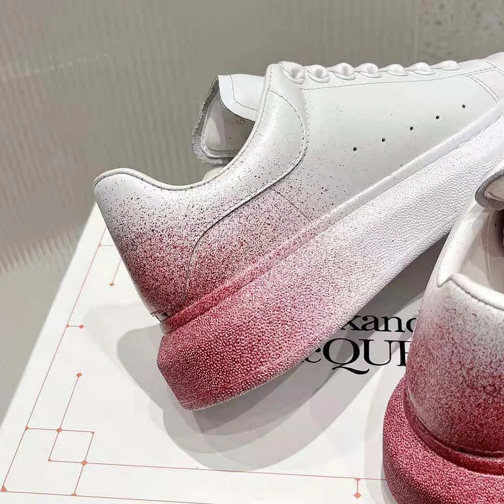 Alexander Mcqueen Oversized Sneaker in White for Women in Pink