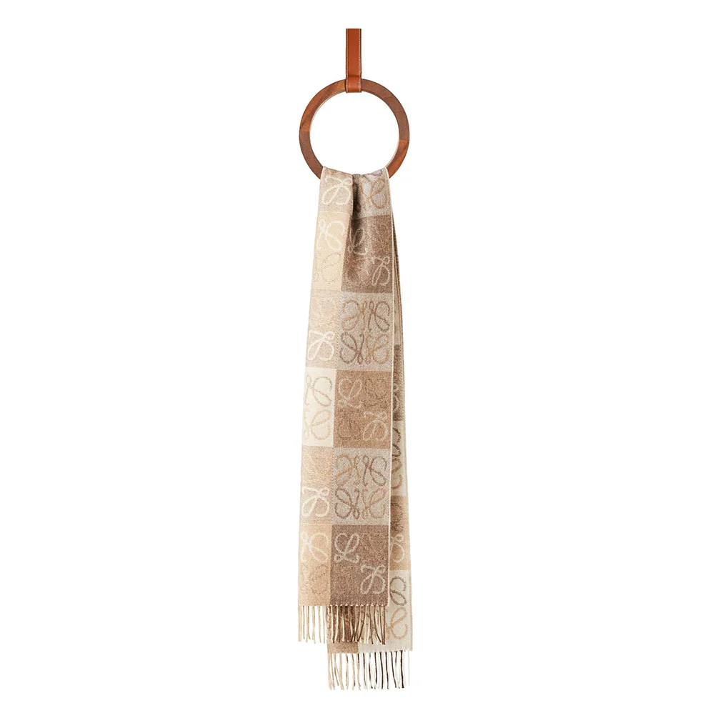 Loewe Anagram Scarf in Wool and Cashmere for Women in Beige Loewe Anagram Scarf in Wool and Cashmere for Women in Beige