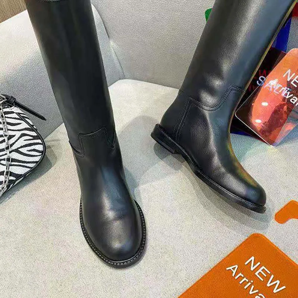 Fendi Karligraphy Black Leather Boots for Women