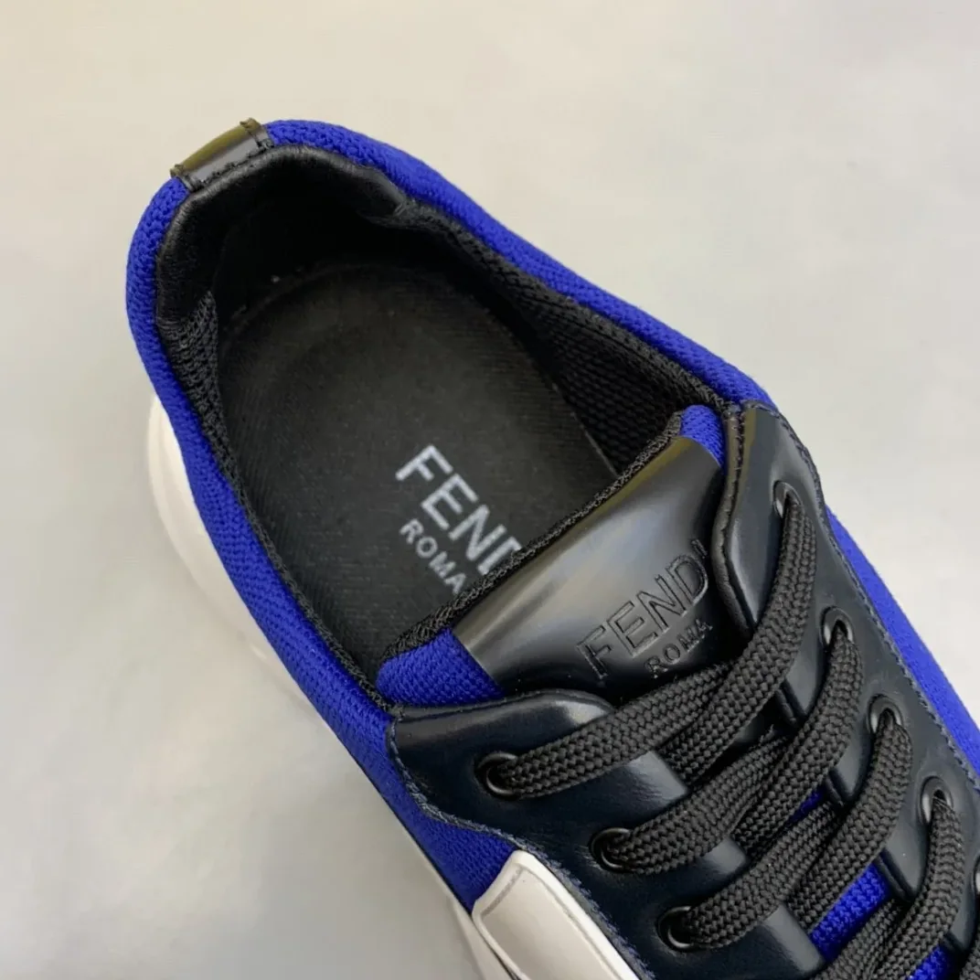 Fendi Force Low Tops Sneakers Blue in Grey Fendi Force Low Tops Sneakers Blue in Grey