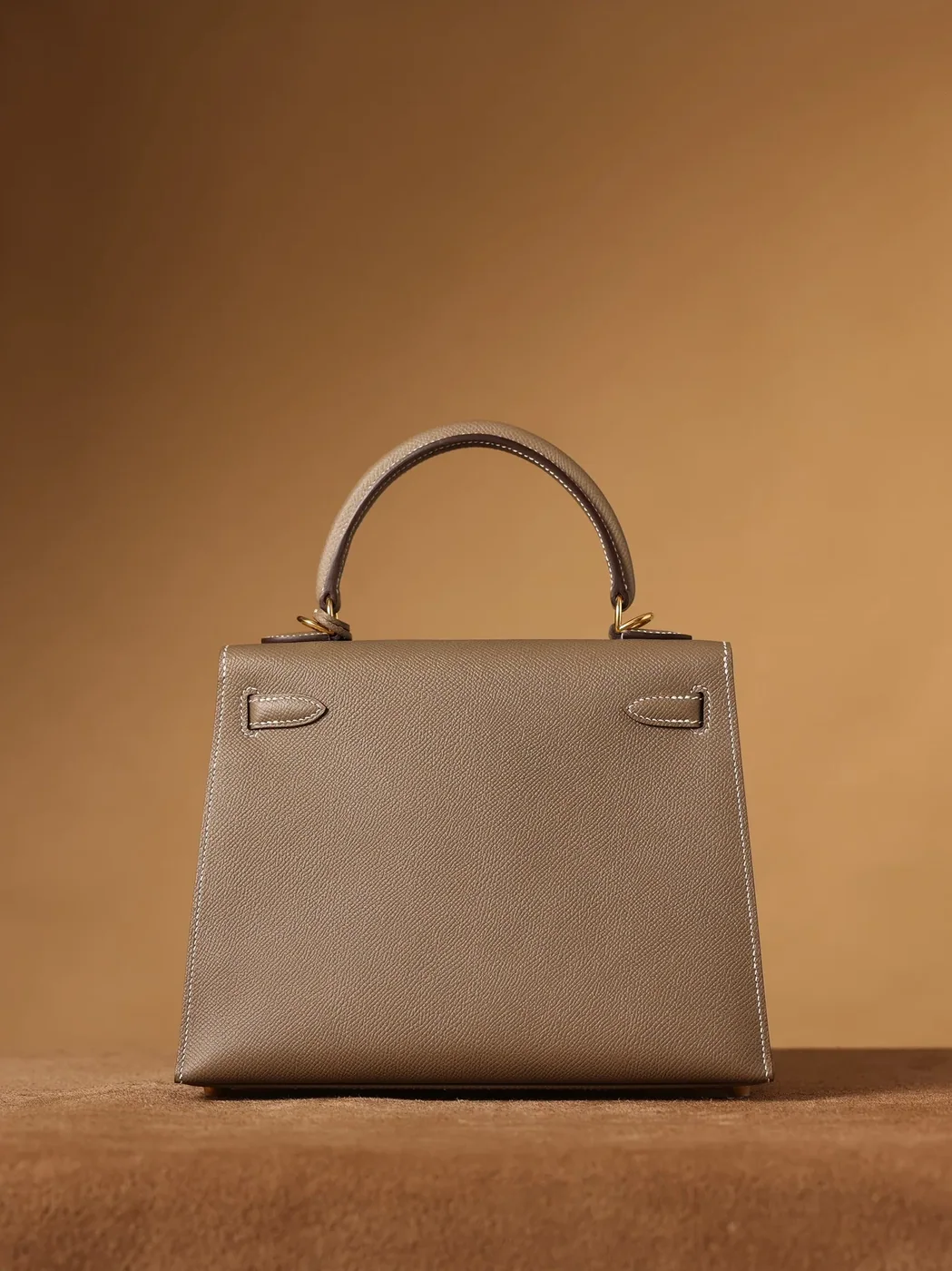 Hermes Kelly Epsom Gold Tone Lock Bag Grey 9,/