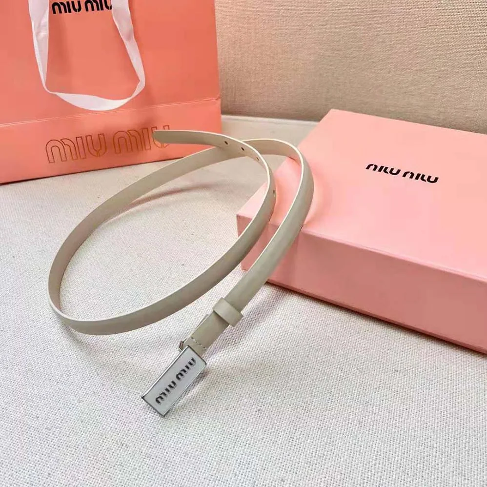 Miu Miu Brushed Leather Belt with Enameled Metal Buckle for Women in White Miu Miu Brushed Leather Belt with Enameled Metal Buckle for Women in White