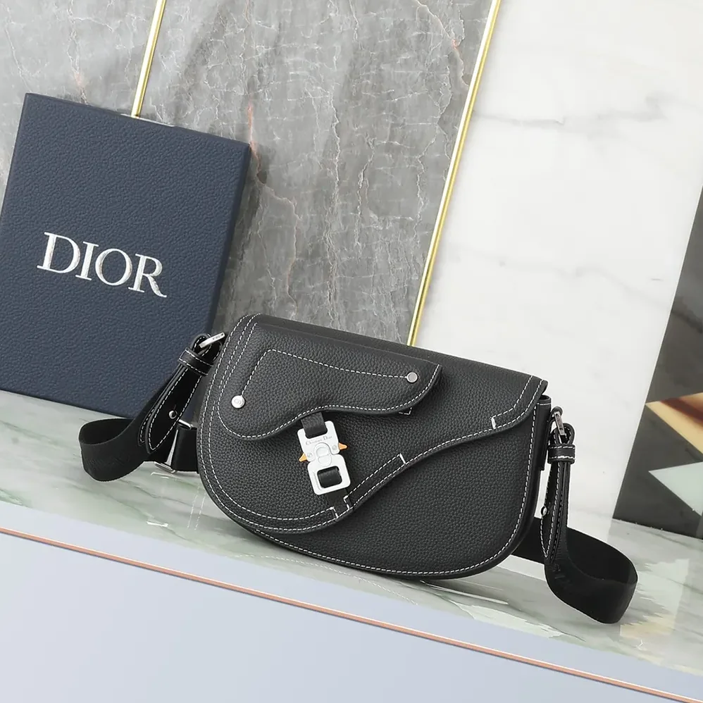 Dior Saddle Messenger Bag Black Grained Calfskin for Men