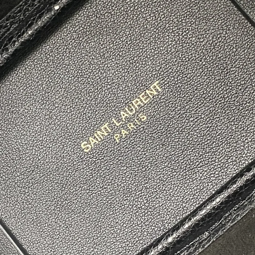 Saint Laurent YSL Le 5 à 7 Supple Baby in Grained Leather for Women in Black Saint Laurent YSL Le 5 à 7 Supple Baby in Grained Leather for Women in Black