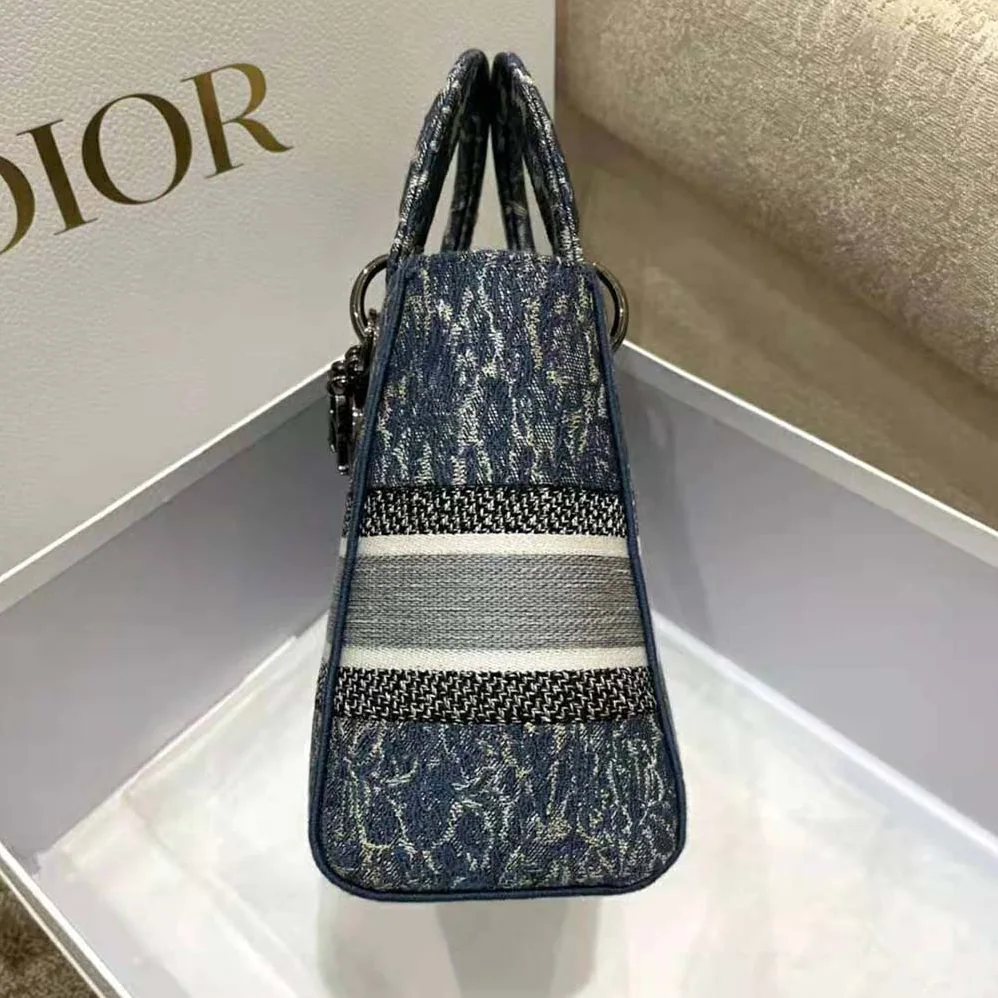 Dior Medium Lady D-Lite Bag Blue Dior Brocart Denim for Women in Effect Embroidery