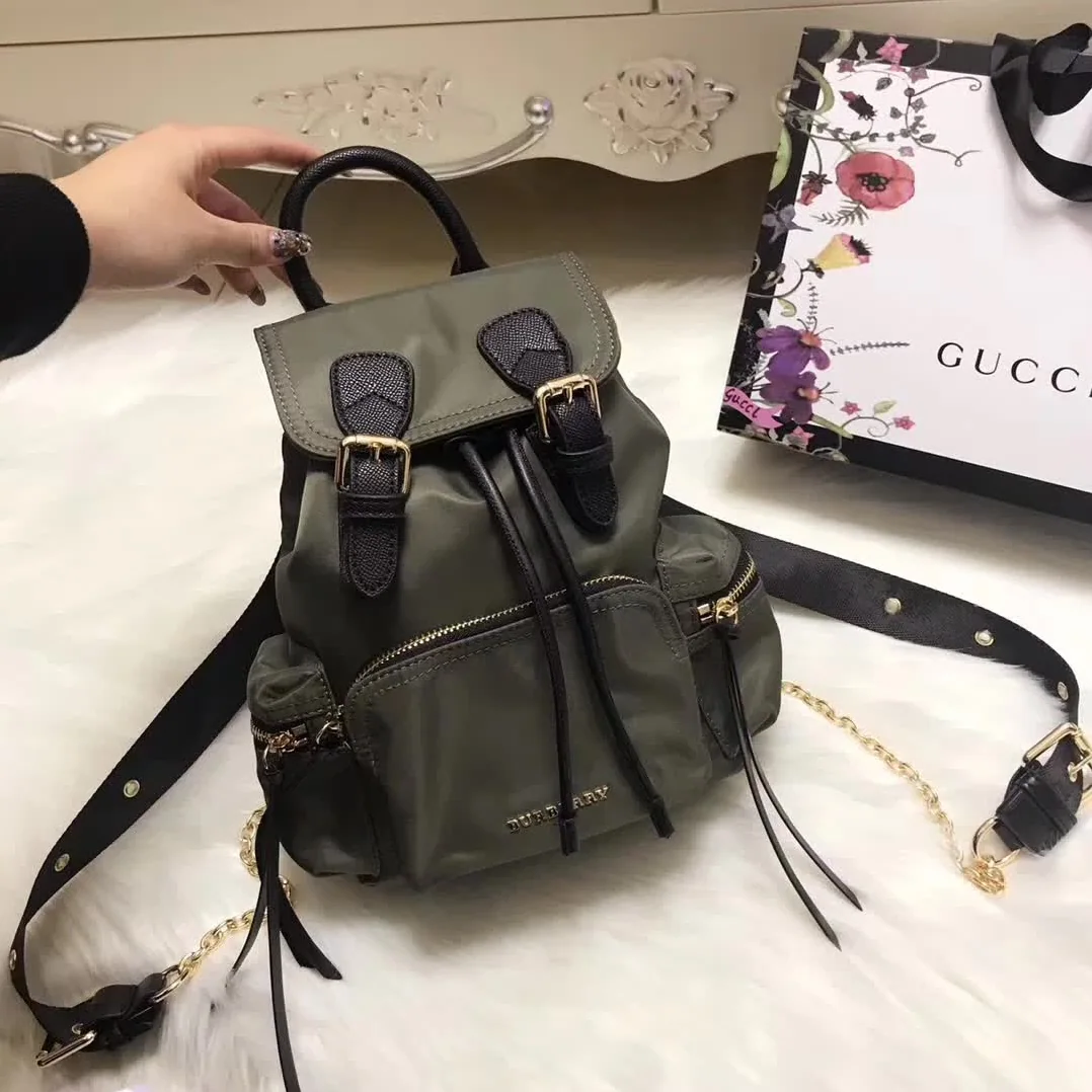 Burberry Medium Rucksack in Technical Nylon and Leather in Dark Green Burberry Medium Rucksack in Technical Nylon and Leather in Dark Green