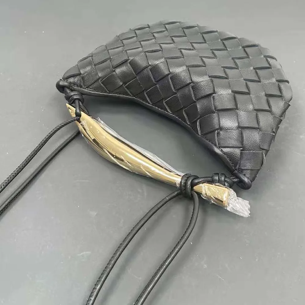 Bottega Veneta Mini Sardine in Supple Lambskin Leather for Women in Black Bottega Veneta Mini Sardine in Supple Lambskin Leather for Women in Black
