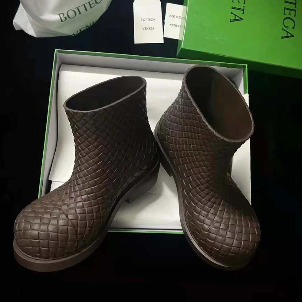 Bottega Veneta Fireman Ankle Boot for Unisex in Brown Bottega Veneta Fireman Ankle Boot for Unisex in Brown