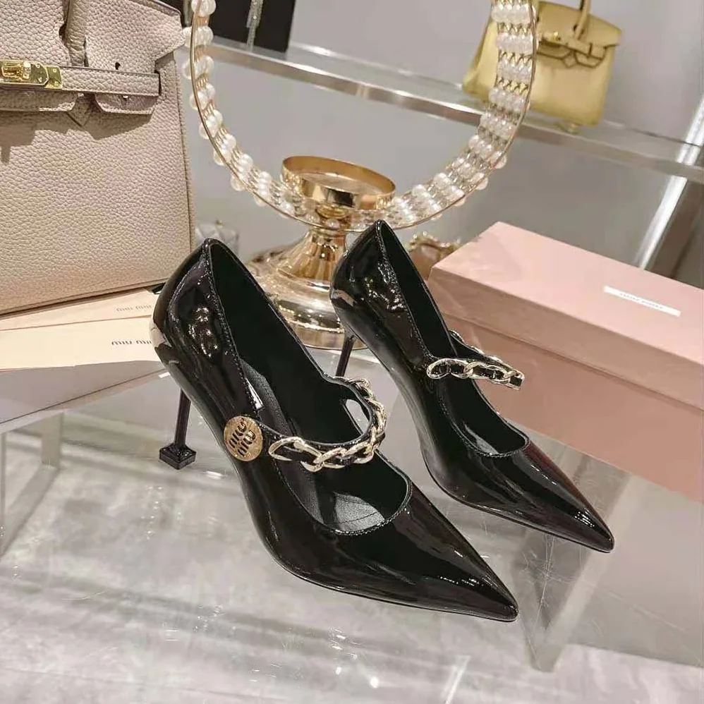 Miu Miu Patent Leather Pumps in 85mm Heel Height for Women in Black Miu Miu Patent Leather Pumps in 85mm Heel Height for Women in Black