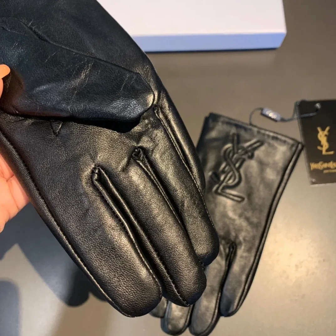 Saint Laurent Gloves In Black Saint Laurent Gloves In Black