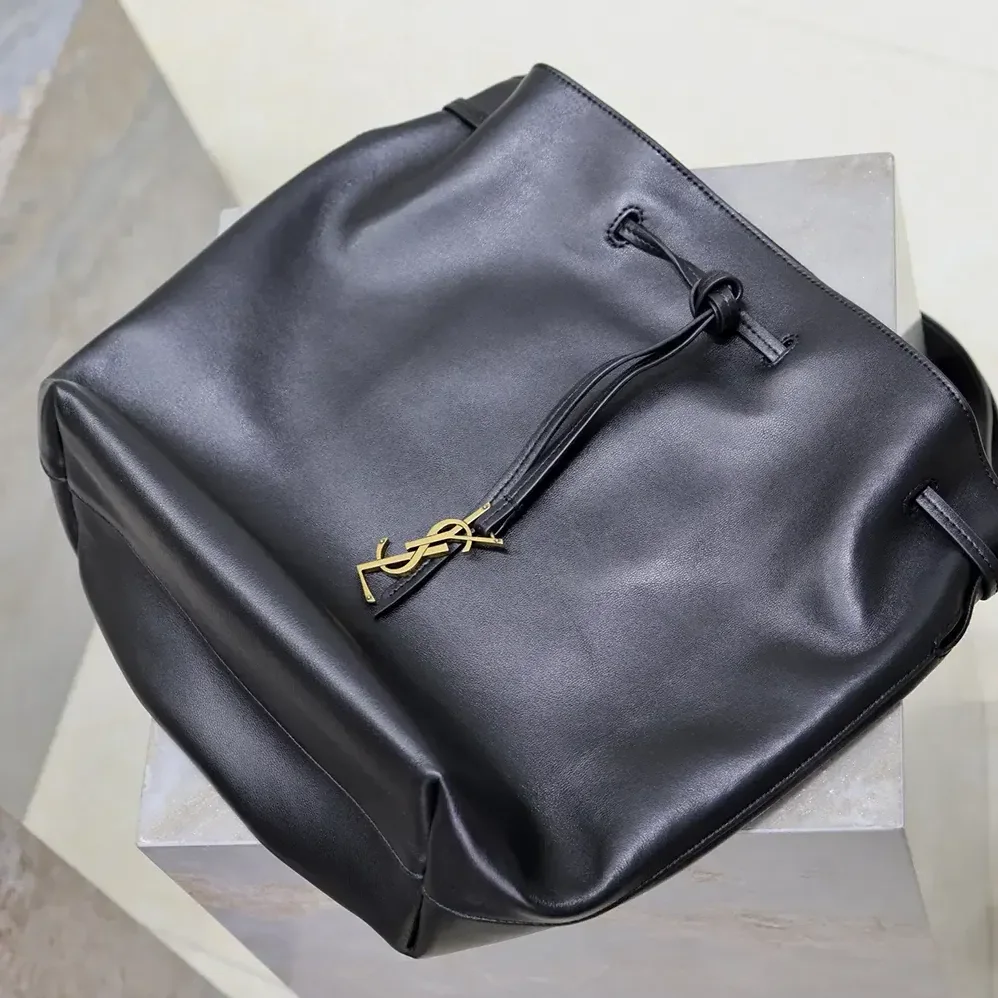 Saint Laurent YSL Paris Vii Pochon in Lambskin for Women Saint Laurent YSL Paris Vii Pochon in Lambskin for Women