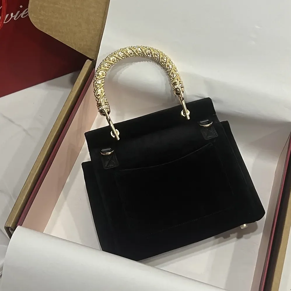 Roger Vivier Cabas Jewel Efflorescence Mini Bag in Velvet for Women in Black Roger Vivier Cabas Jewel Efflorescence Mini Bag in Velvet for Women in Black