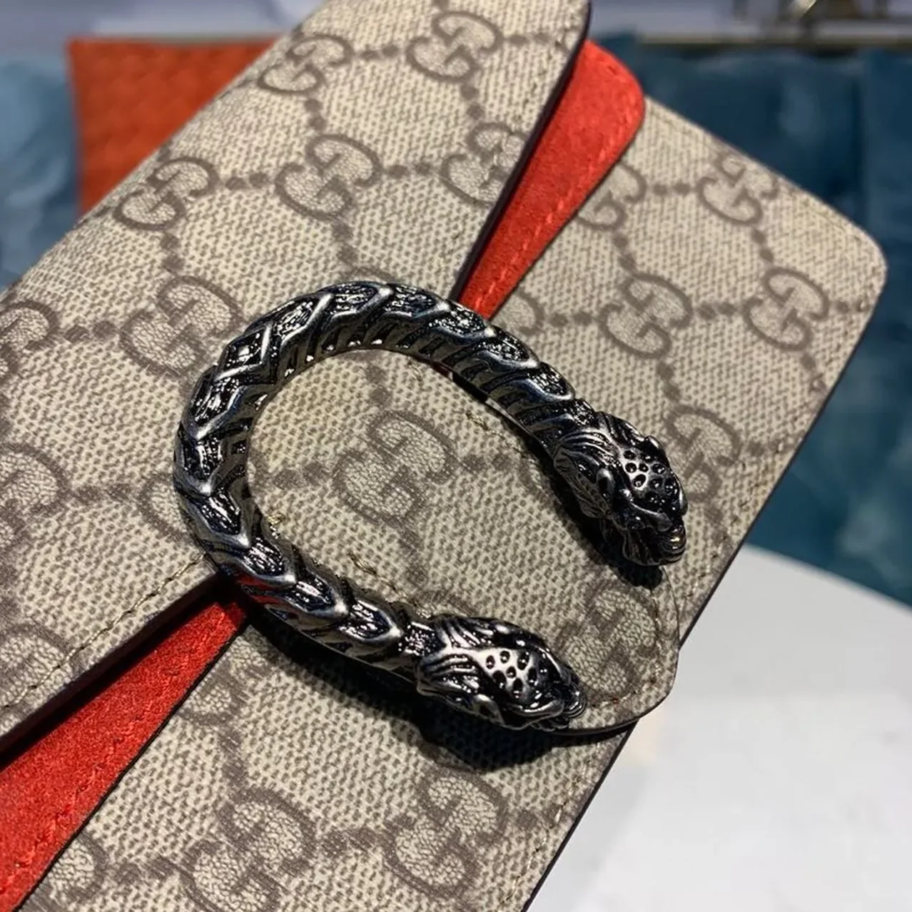 Gucci Dionysus Supreme Super Mini Bag Beige/Ebony GG Supreme Canvas Red Suede / Gucci Dionysus Supreme Super Mini Bag Beige/Ebony GG Supreme Canvas Red Suede /