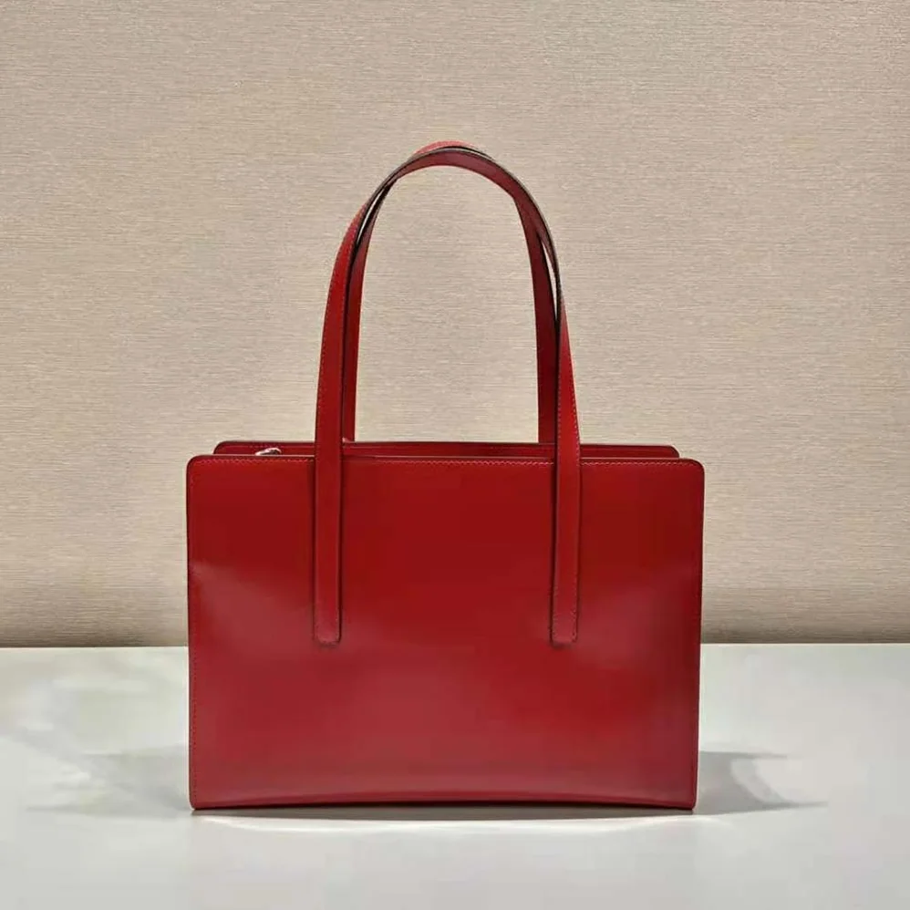 Prada Re-Edition 1995 Brushed-Leather Medium Handbag for Women in Red Prada Re-Edition 1995 Brushed-Leather Medium Handbag for Women in Red