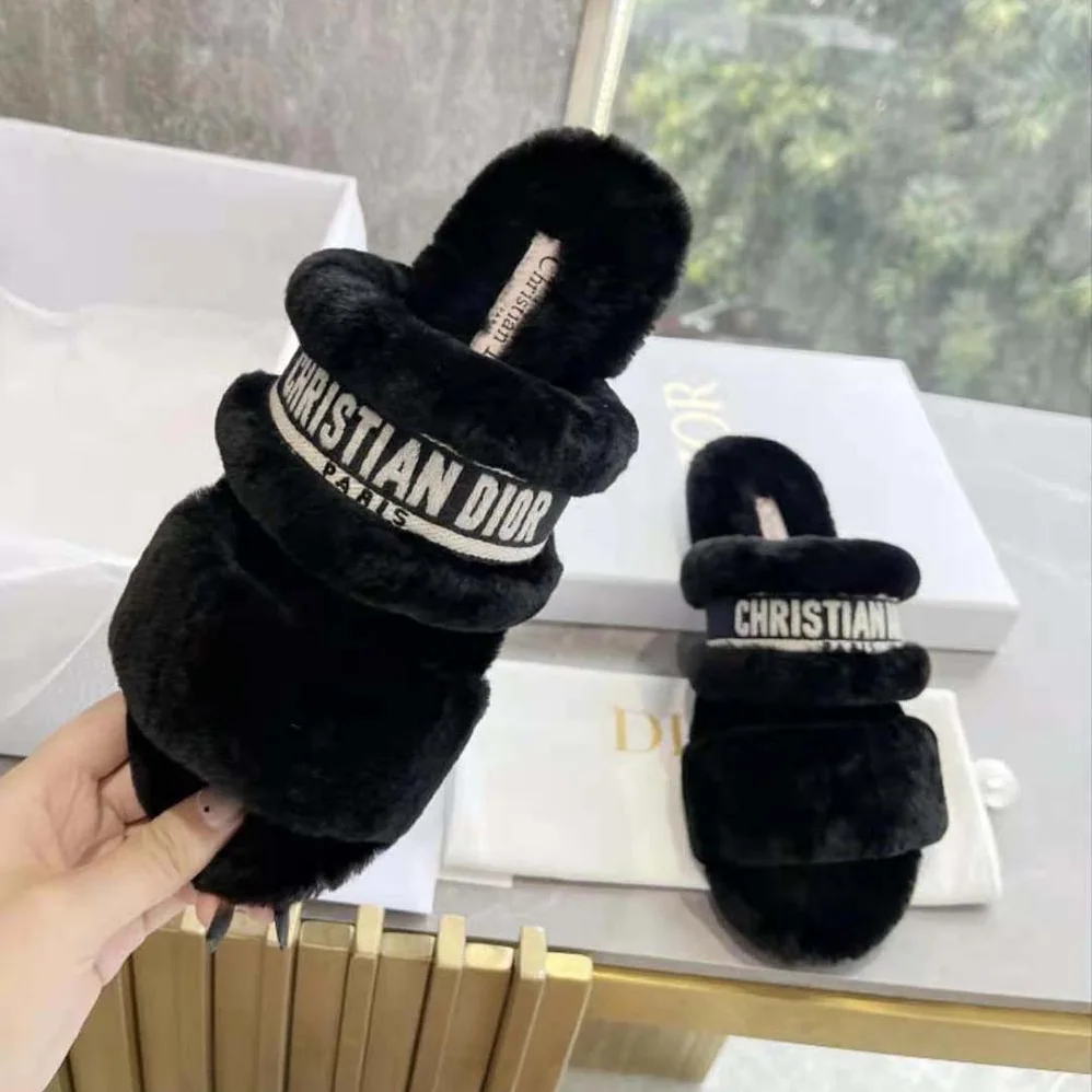 Dior Chez Moi Slide White Embroidered Cotton and Black Shearling for Women