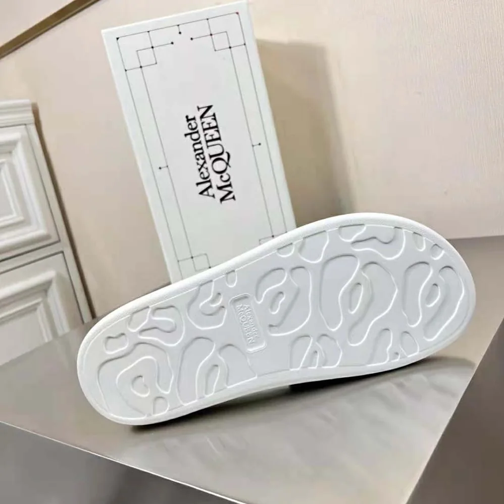 Alexander Mcqueen Pool Slide in White Mix for Unisex Alexander Mcqueen Pool Slide in White Mix for Unisex