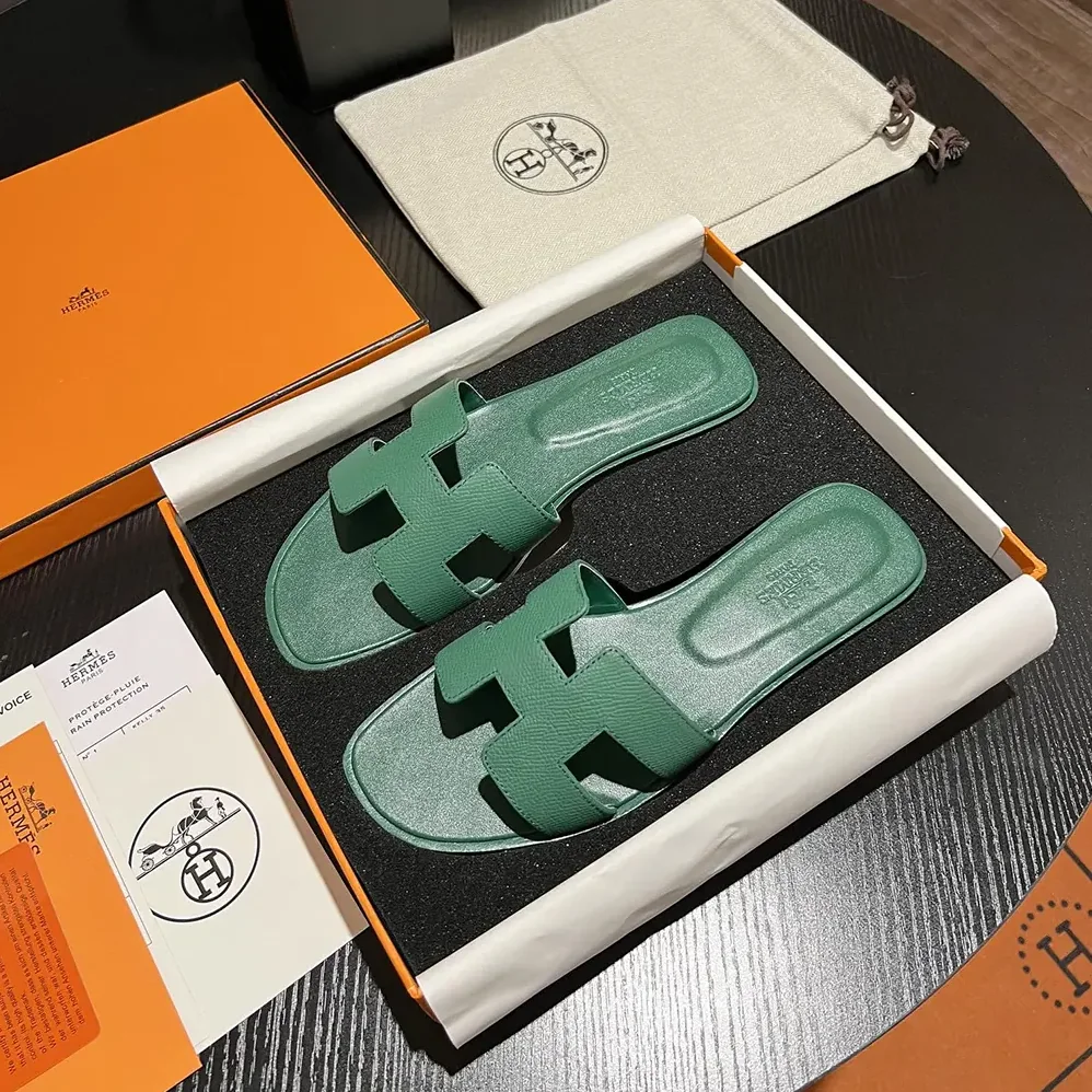 Hermes Oran Sandal-Green H202272Z for Women