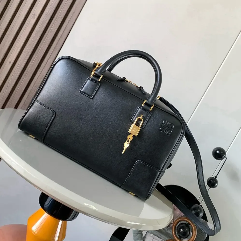 Loewe Amazona 28 Bag in Nappa Calfskin for Unisex in Black Loewe Amazona 28 Bag in Nappa Calfskin for Unisex in Black