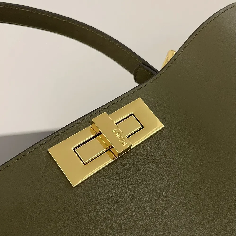 Fendi Peekaboo Soft Medium Green Leather Bag for Women