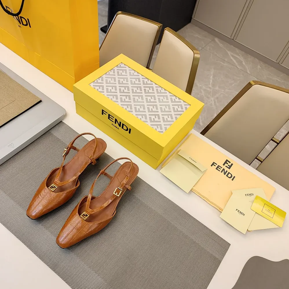 Fendi FFold Beige EEl Leather Low for Women in heeled Slingbacks