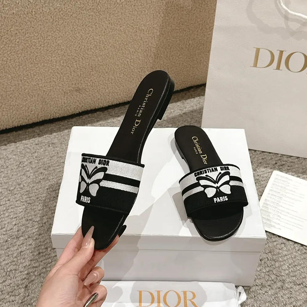 Dior Dway Slide Black and White Cotton Embroidered with Christian Dior Papillon Motif for Women Dior Dway Slide Black and White Cotton Embroidered with Christian Dior Papillon Motif for Women