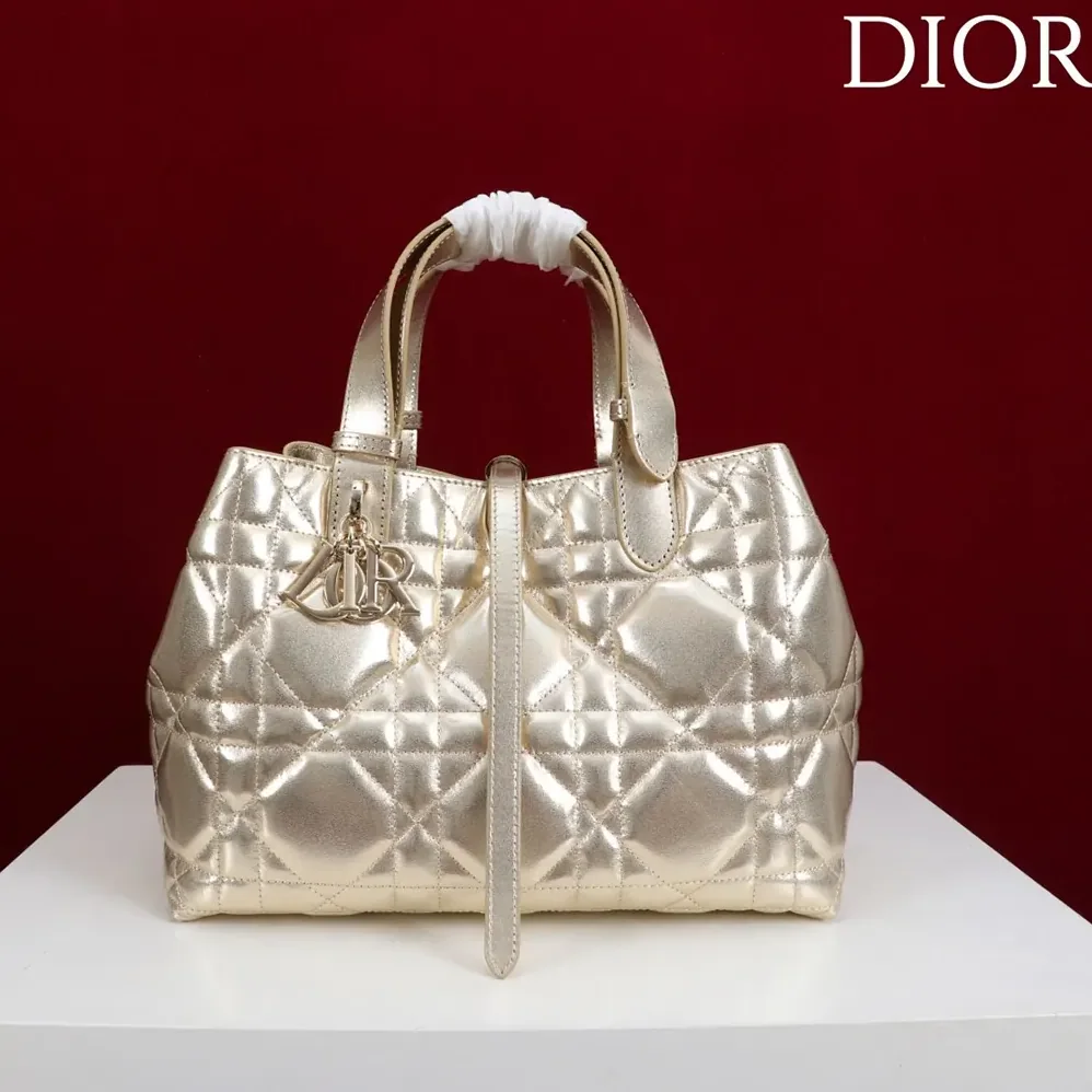 Dior Medium Dior Toujours Bag Metallic Gold for Women in Tone Macrocannage Calfskin Dior Medium Dior Toujours Bag Metallic Gold for Women in Tone Macrocannage Calfskin