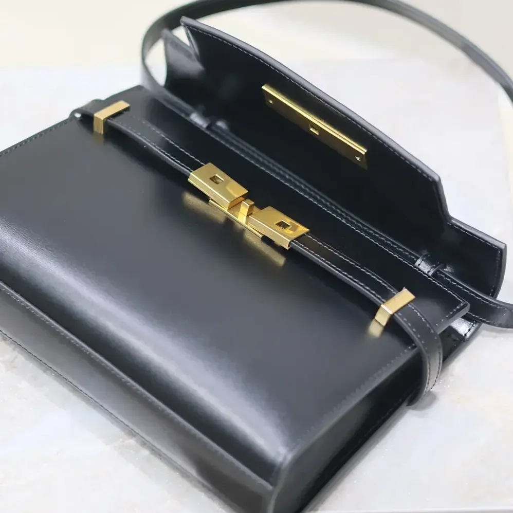 Saint Laurent YSL Manhattan Small in Box Saint Laurent for Women in Black Saint Laurent YSL Manhattan Small in Box Saint Laurent for Women in Black