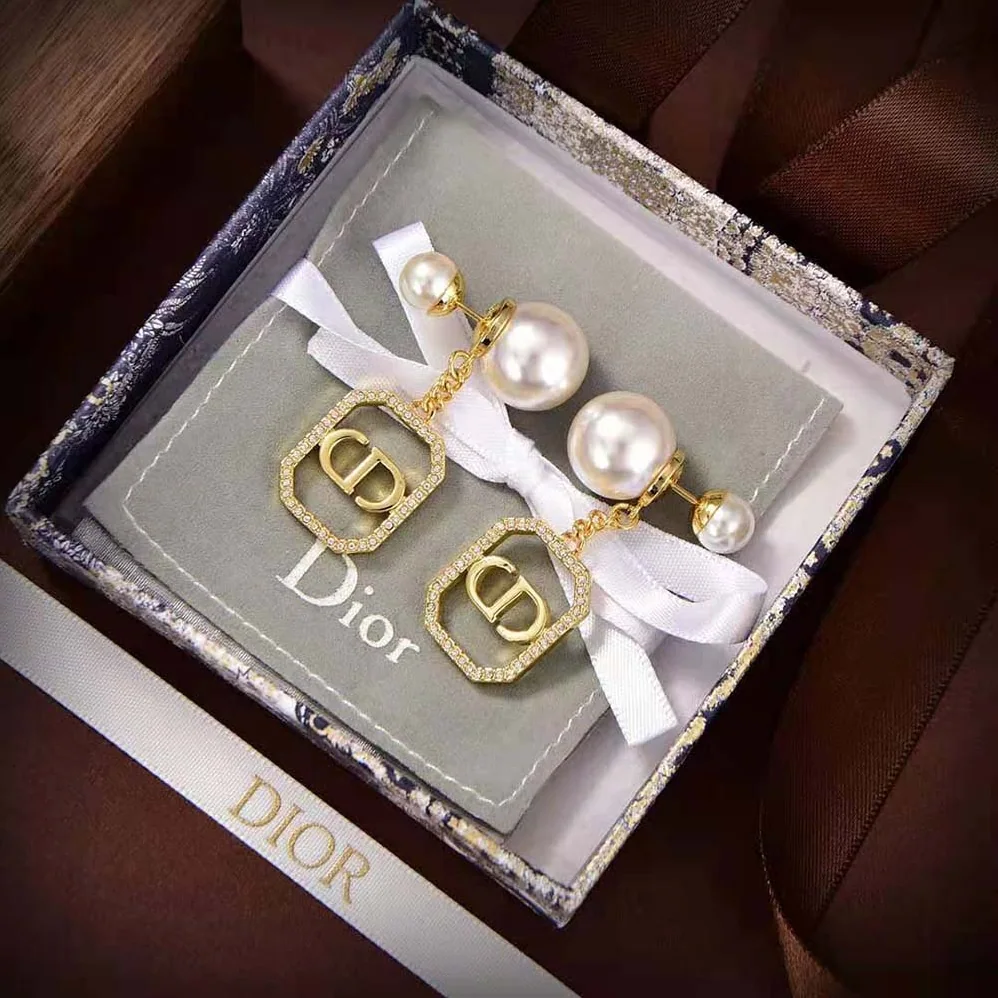 Dior Tribales Earrings Gold-Finish Metal with White Resin Pearls for Women Dior Tribales Earrings Gold-Finish Metal with White Resin Pearls for Women