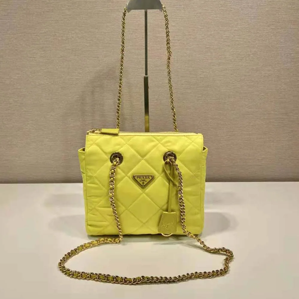 Prada Re-Edition 1995 Chaîne Re-Nylon Tote Bag for Women in Lime