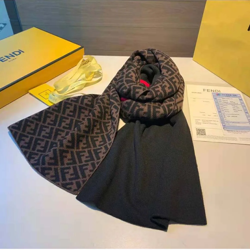 Fendi Multicolor Wool Scarf for Women in Red